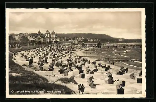 AK Binz auf Rügen, Am Strande