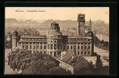 AK München, Deutsches Museum mit Bergpanorama