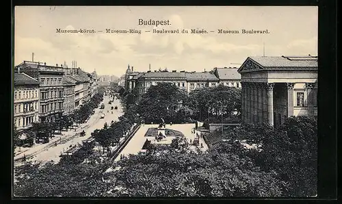AK Budapest, Museum-Boulevard aus der Vogelschau