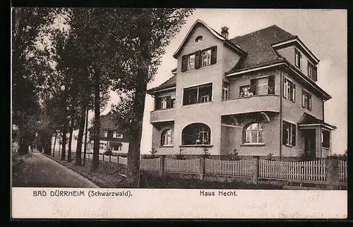AK Bad Dürrheim /Schwarzwald, Hotel Haus Hecht von der Strasse gesehen