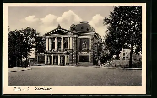 AK Halle a. S., vor dem Stadttheater