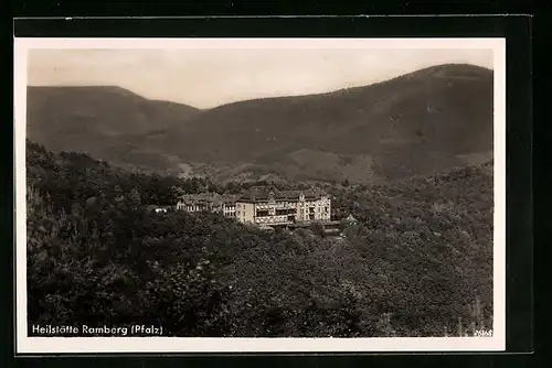 AK Ramberg in der Pfalz, Blick auf die Heilstätte