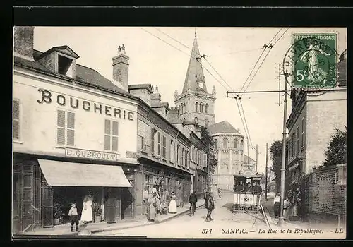 AK Sanvic, La Rue de la Republique, Strassenbahn unterwegs