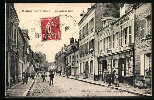 AK Blangy-sur-Bresle, La Grande Rue, Maisons Couleurs, Imprimerie