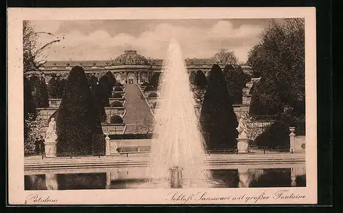 AK Potsdam, Schloss Sanssouci, an der grossen Fontäne, Blick auf die Terrassen