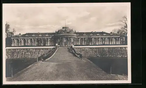 AK Potsdam, Schloss Sanssouci, auf der Gartenseite