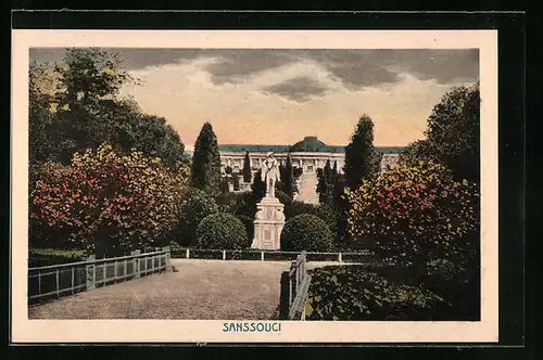 AK Potsdam, Schloss Sanssouci, Skulptur im Park
