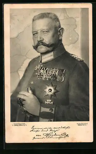 AK Paul von Hindenburg, in Uniform portraitiert
