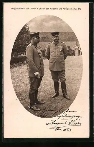 AK Paul von Hindenburg, der Generalfeldmarschall mit dem Kaiser, aufgenommen von der Kaiserin Juli 1915
