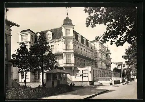 AK Ahlbeck / Ostsee, FDGB-Erholungsheim Bernhard Göring