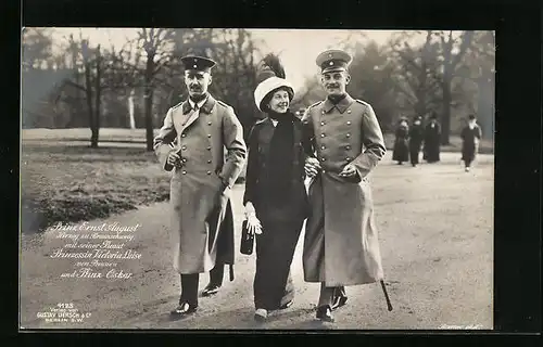 AK Ernst August Herzog von Braunschweig mit Gemahlin und Prinz Oskar