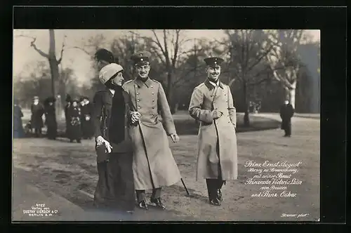 AK Ernst August Herzog von Braunschweig mit Prinzessin Viktoria Luise und Prinz Oskar