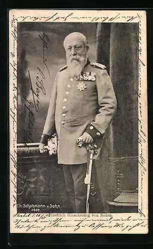 AK Friedrich Grossherzog von Baden, stehend in Uniform mit Säbel und Pickelhaube