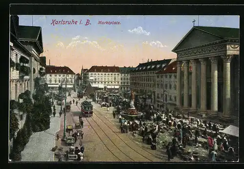 AK Karlsruhe i. B., Strassenbahnverkehr auf dem Marktplatz