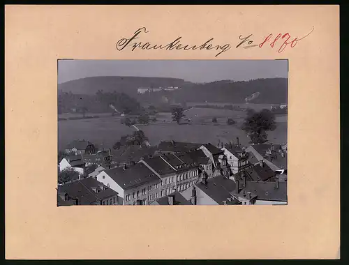 Fotografie Brück & Sohn Meissen, Ansicht Frankenberg i. Sa., Frankenberg i. Sa., Ortsansicht mit Hotel Stadt Dresden