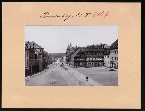 Fotografie Brück & Sohn Meissen, Ansicht Frankenberg, Marktplatz mit Kolonialwarenladen Rudolf Eckert & Strassenansicht