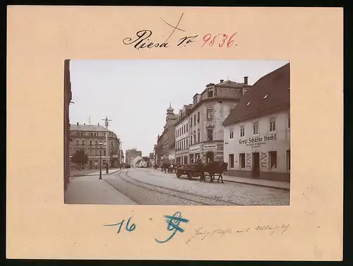 Fotografie Brück & Sohn Meissen, Ansicht Riesa, Hauptstrasse mit Albertplatz, Kaffee-Rösterei Ernst Schäfer Nachf.