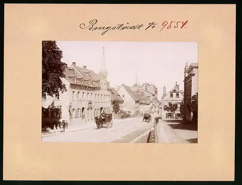 Fotografie Brück & Sohn Meissen, Ansicht Burgstädt, Kantor-Meister-Strasse mit Pferdekutsche vor Ladengeschäft