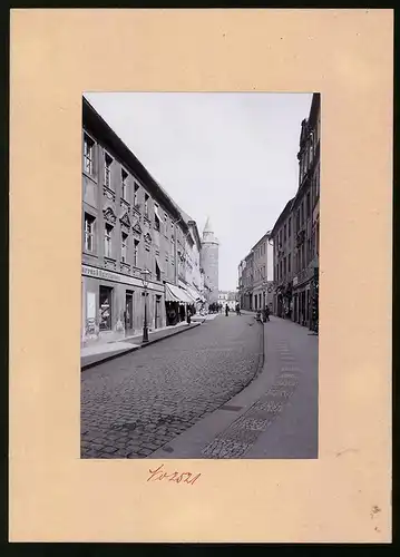 Fotografie Brück & Sohn Meissen, Ansicht Bautzen, Blick in die Wendische Strasse mit Pulverturm, Geschäftszeile