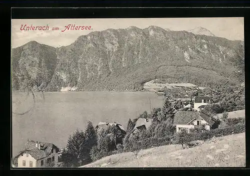 AK Unterach a. Attersee, Ortsansicht mit dem See und Berg