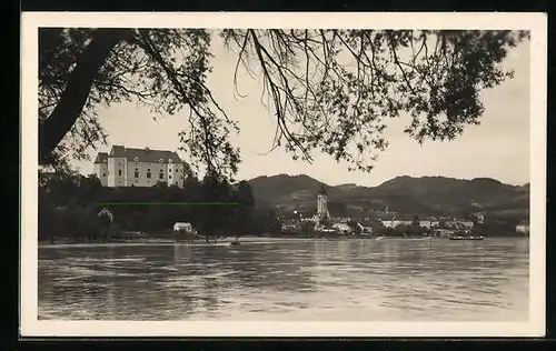 AK Grein a. d. Donau /Strudengau, Uferpartie mit Kirche