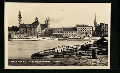 AK Linz a. d. Donau, Urfahrer Donaulände mit Dampfern