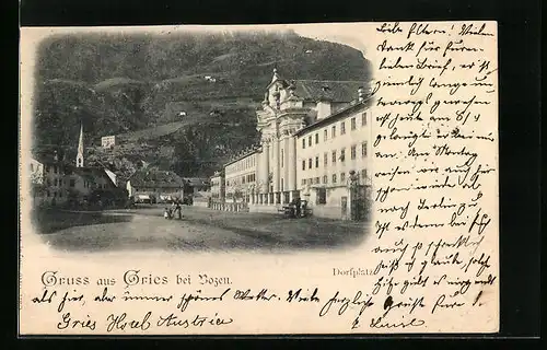 AK Gries b. Bozen, Dorfplatz mit Bergpanorama