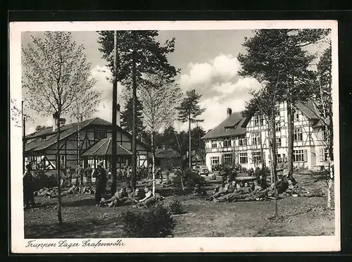 AK Grafenwöhr, Truppen-Lager, Soldaten entspannen im Sonnenschein