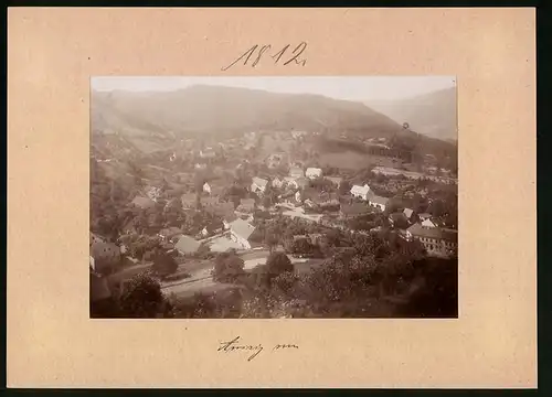Fotografie Brück & Sohn Meissen, Ansicht Ober-Sedlitz, Blick auf den Ort mit Wohnhäusern