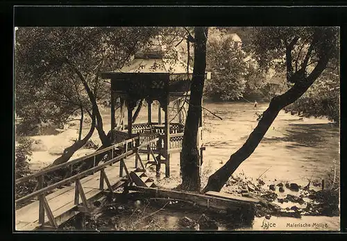 AK Jajce, Uferpartie mit Steg