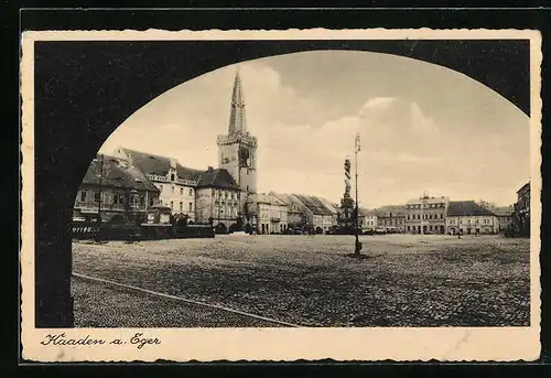 AK Kaaden a. Eger, Marktplatz mit Kirche