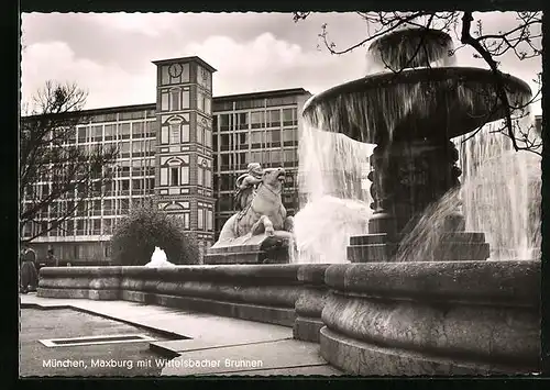 AK München, Maxburg mit Wittelsbacher Brunnen