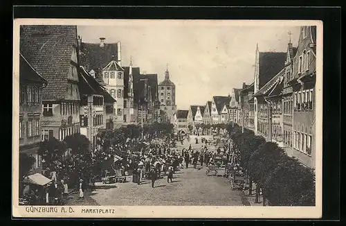 AK Günzburg a. Donau, Der Marktplatz