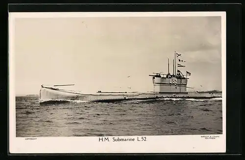AK Britisches U-Boot L52 sticht in See