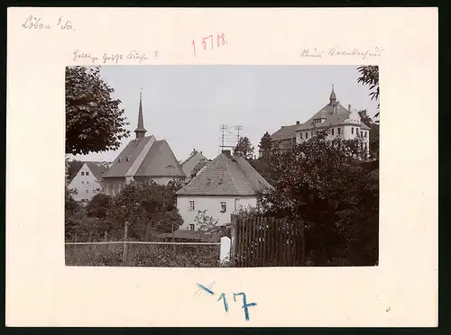 Fotografie Brück & Sohn Meissen, Ansicht Löbau i. Sa., Neues Krankenhaus mit der Heilig Geist Kirche