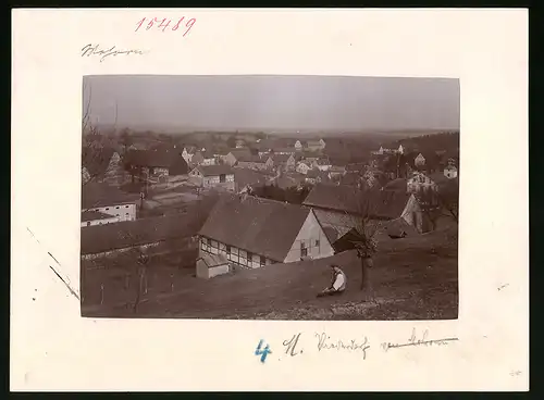Fotografie Brück & Sohn Meissen, Ansicht Mohorn i. Sa., Blick auf Niederdorf mit Wohnhäusern