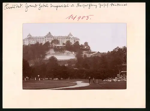 Fotografie Brück & Sohn Meissen, Ansicht Karlsbad, Blick vom Park auf das Grandhotel Imperial