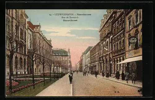 AK Ludwigshafen, Bismarckstrasse mit Café-Conditorei Klein