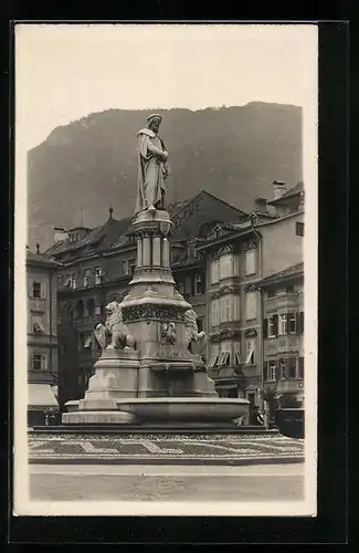 AK Bolzano, Monumento Walter