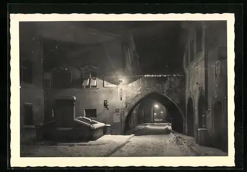 AK Bolzano, Strassenpartie bei Nacht