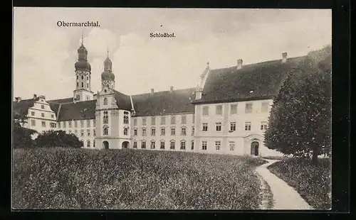 AK Obermarchtal, Schlosshof mit Grünanlage
