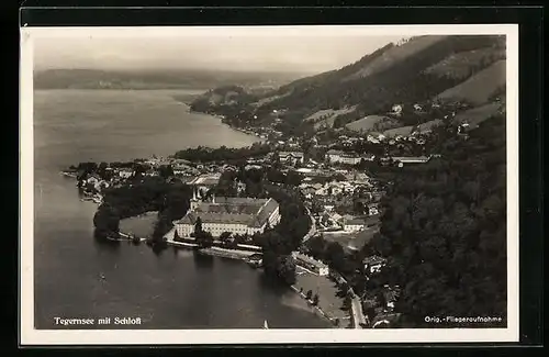 AK Tegernsee, Ort mit Schloss, Fliegeraufnahme