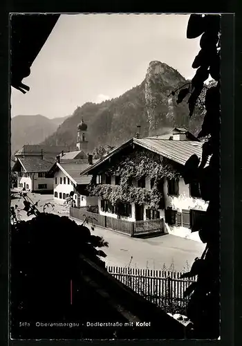 AK Oberammergau, Dedlerstrasse mit Kofel