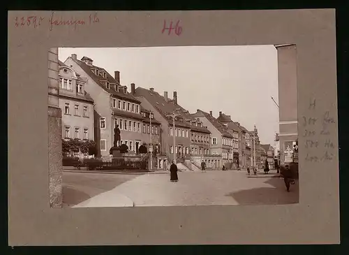 Fotografie Brück & Sohn Meissen, Ansicht Hainichen i. Sa., Markt, Seifenfabrik Rich. Manjock, Apotheke, Denkmal