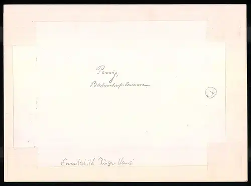 Fotografie Brück & Sohn Meissen, Ansicht Penig i. Sa., Bahnhofstrasse, Drogenhandlung Joseph Quodt, Briefkasten