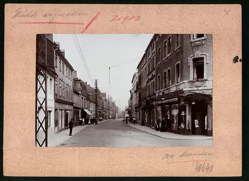 Fotografie Brück & Sohn Meissen, Ansicht Glauchau i. Sa., Leipziger Strasse, Stoffgeschäft Max Greif, Obsthandlung