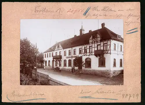 Fotografie Brück & Sohn Meissen, Ansicht Kleindorfhain, Partie am Gasthof Dorfhain