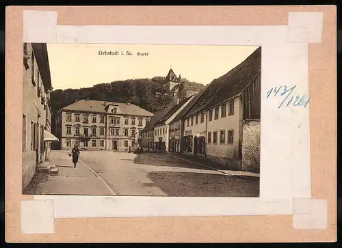 Fotografie Brück & Sohn Meissen, Ansicht Liebstadt i. Sa., Markt mit Gasthof zum schwarzen Kleeblatt, Buchhandlung