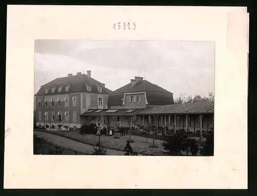 Fotografie Brück & Sohn Meissen, Ansicht Aussig, Lungenheim mit Personal & Gästen