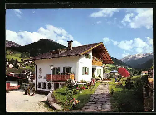 AK St. Ulrich, Villa Tratmont mit Sonnenterrassen